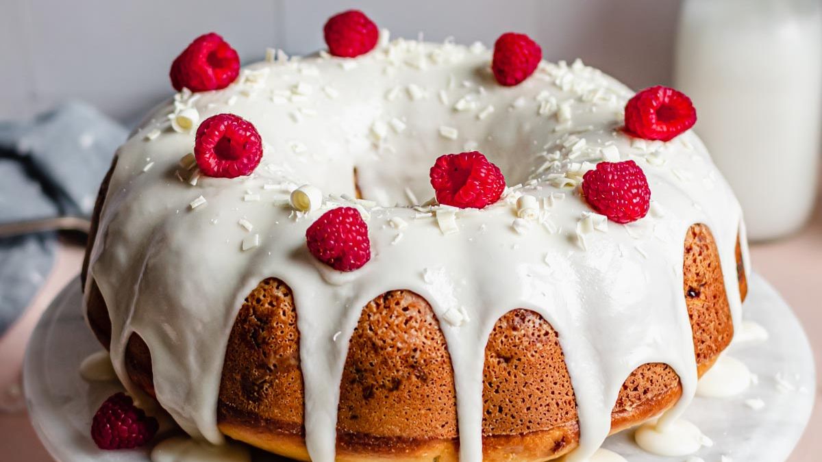 Elevate Your Bundt: Creative Decorating Ideas for Show-Stopping Cakes